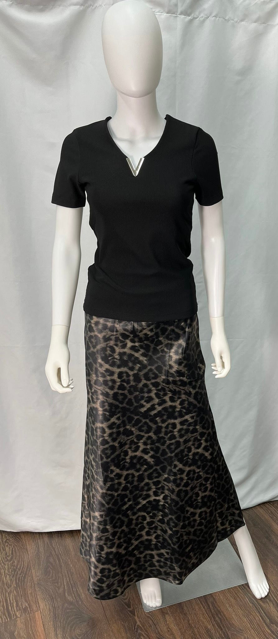 Leopard Print Skirt (available in 2 colors)